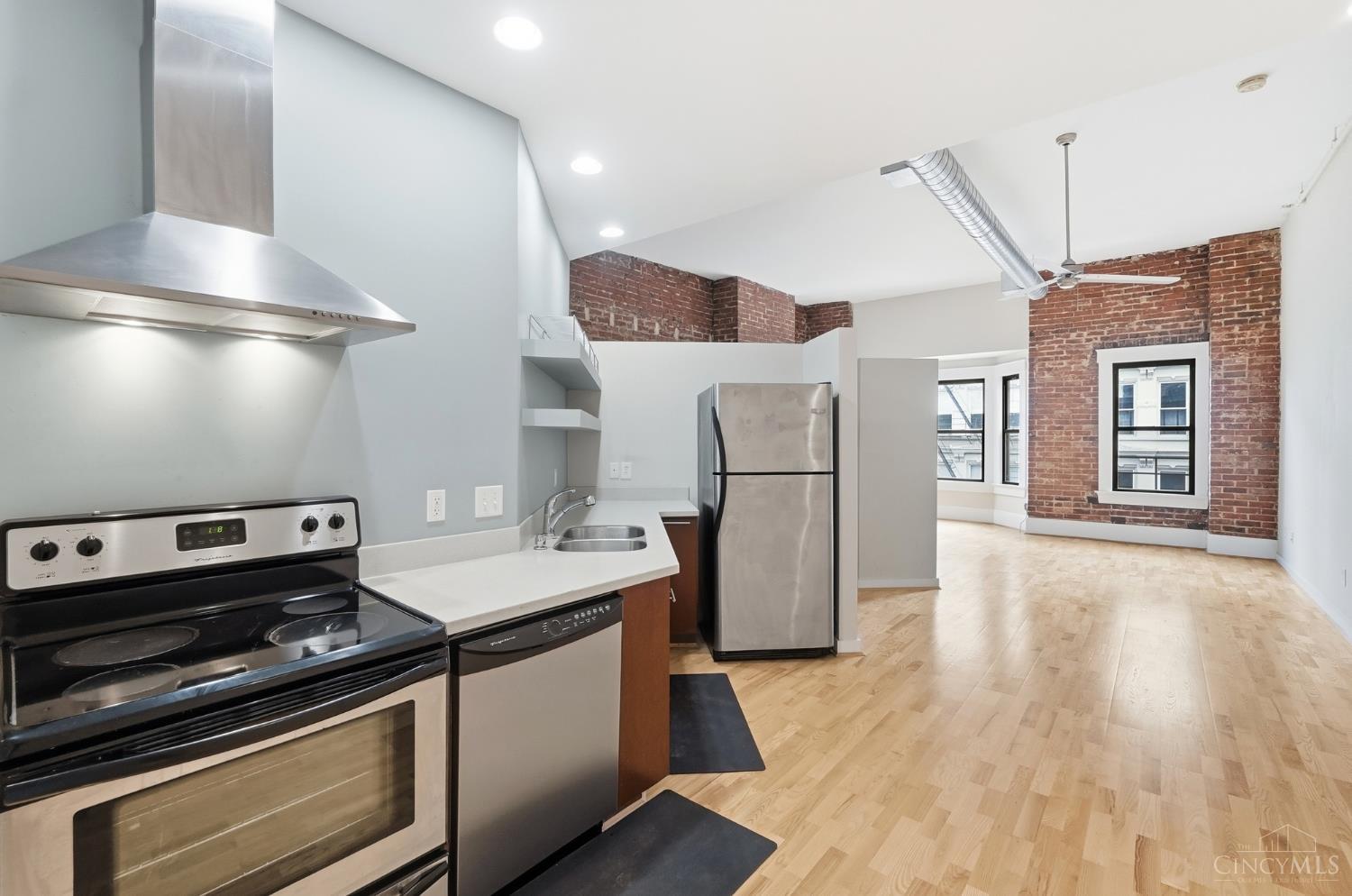 1213 Vine Street Property Photo 40