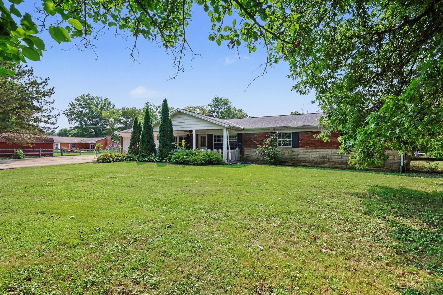 2659 Sprague Road Property Photo 2