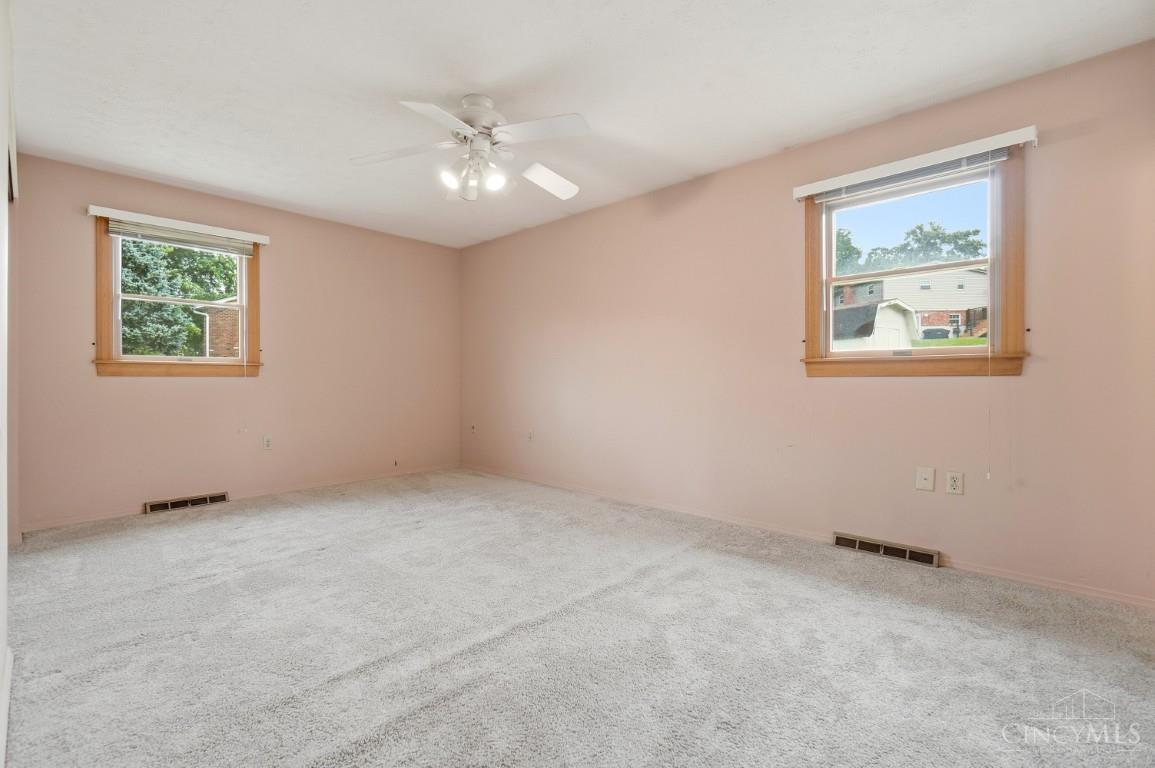 9054 Revere Run Property Photo 17