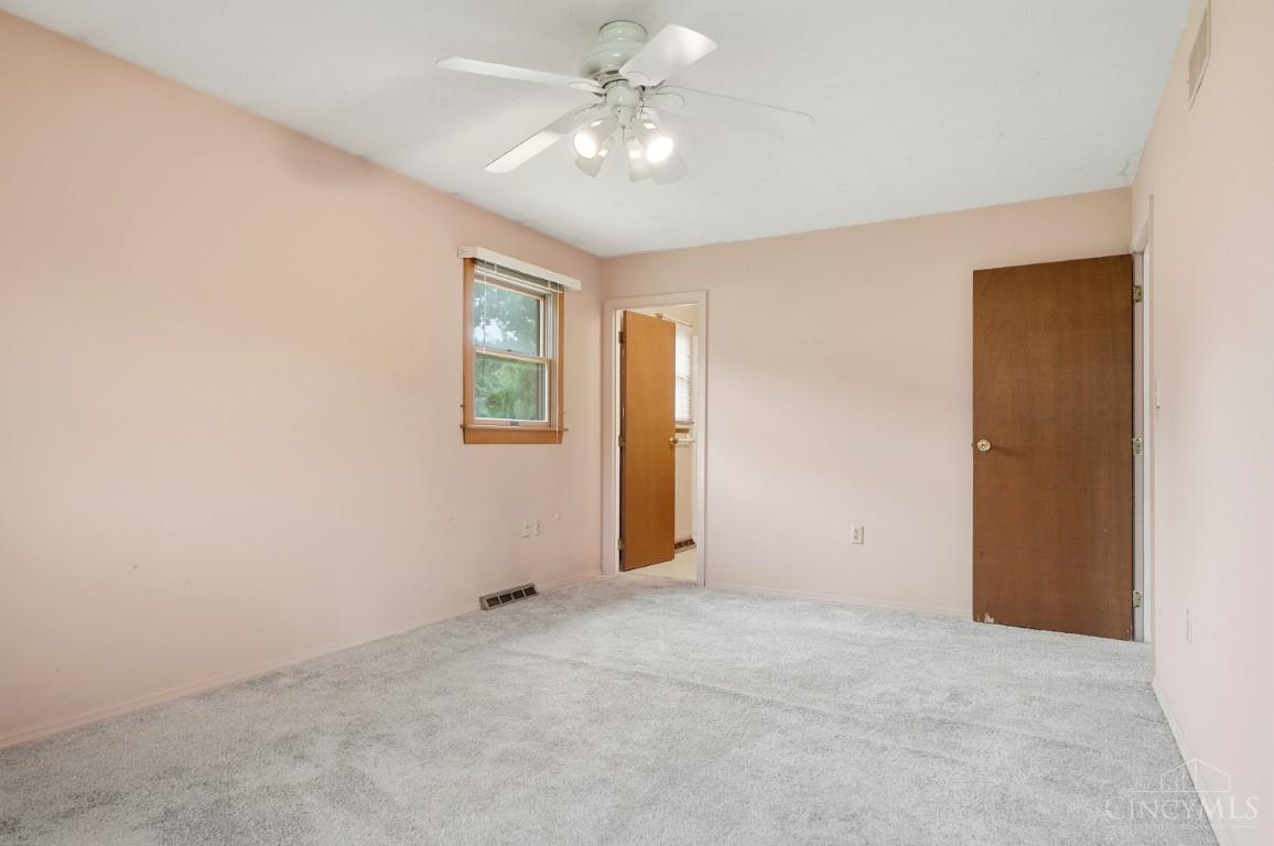 9054 Revere Run Property Photo 18
