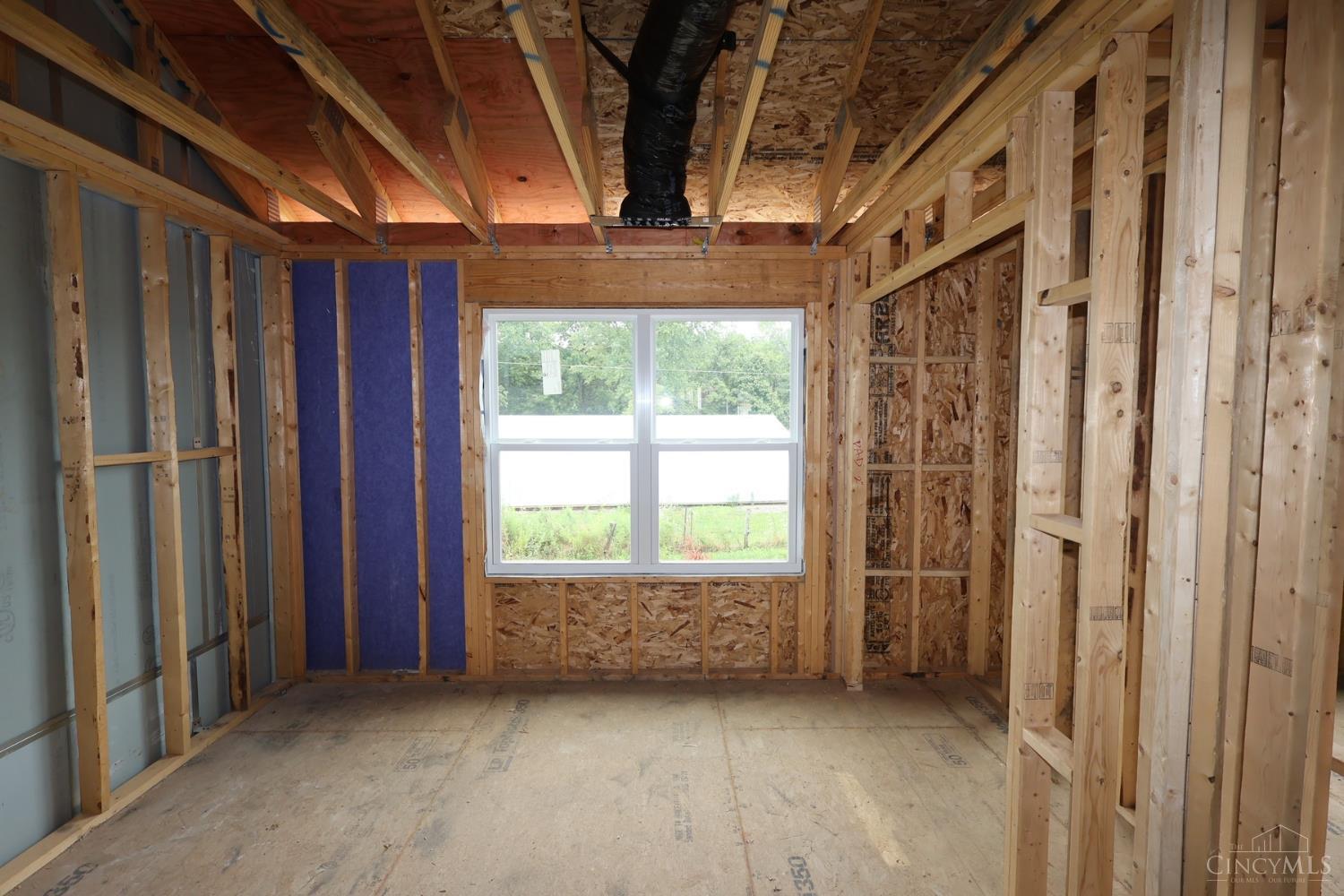 7252 Grandpoint Drive Property Photo 5