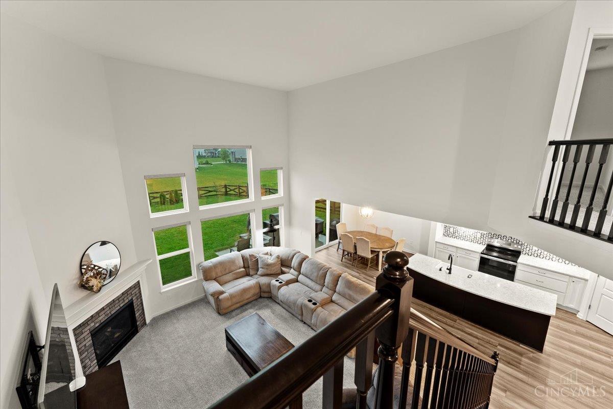 7082 Birkdale Drive Property Photo 22