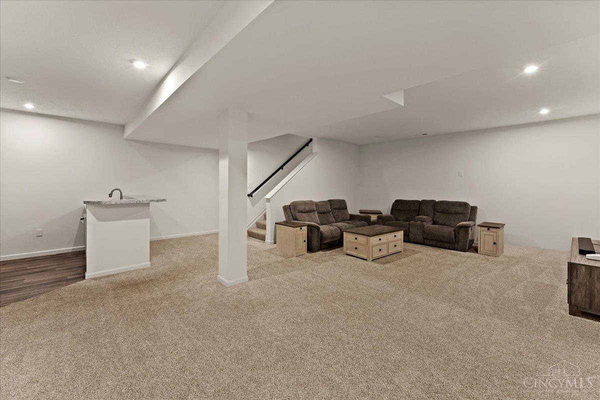 7082 Birkdale Drive Property Photo 42