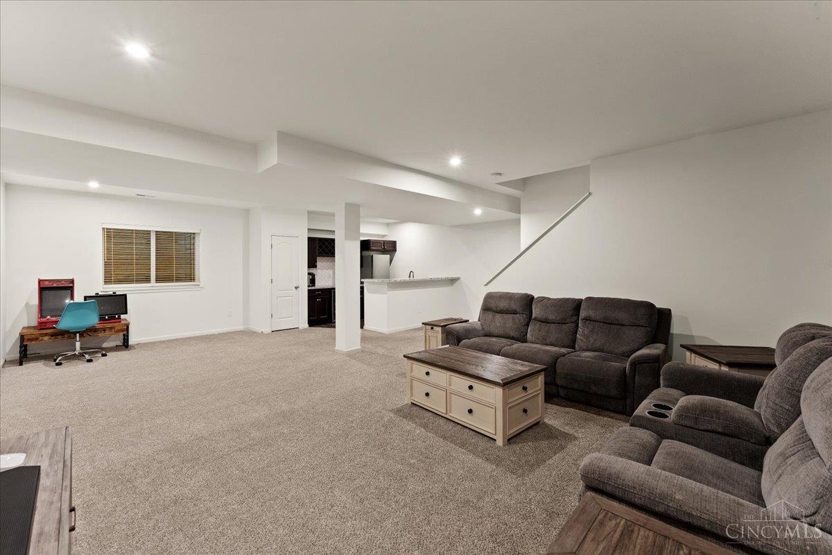 7082 Birkdale Drive Property Photo 43