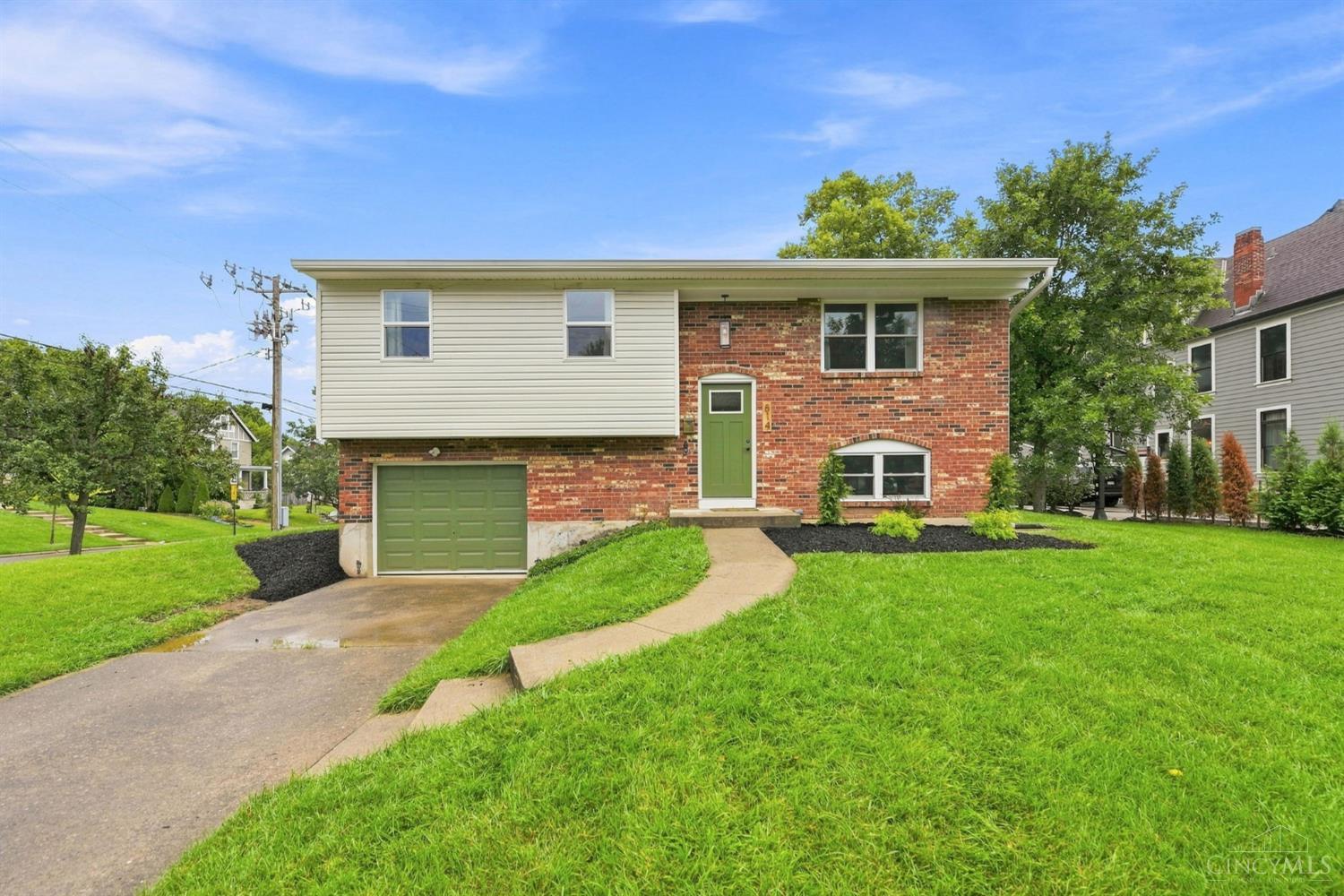 814 Burns Avenue Property Photo 1