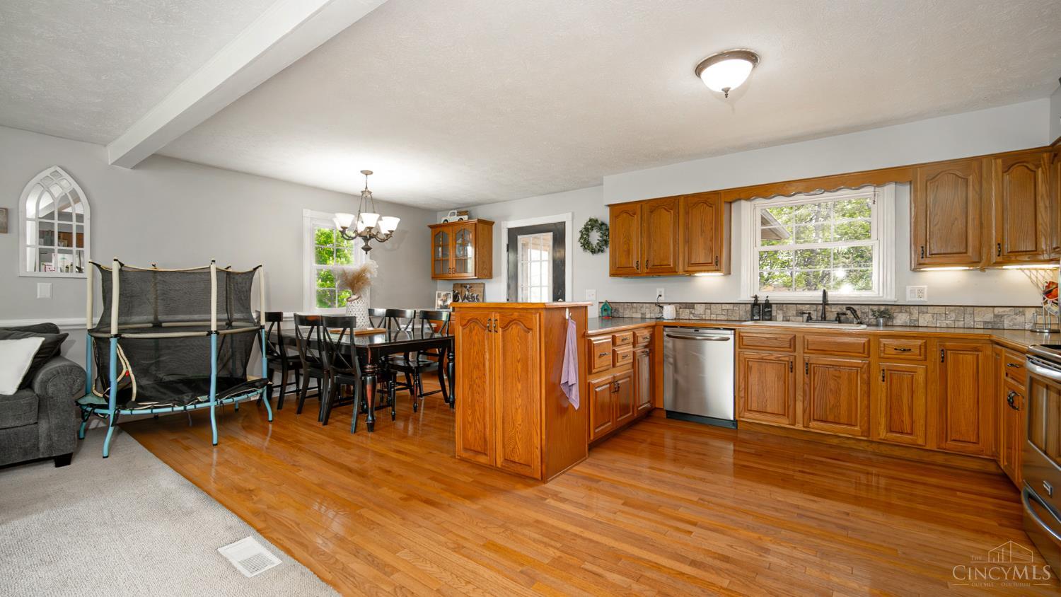 80 Madonna Drive Property Photo 20
