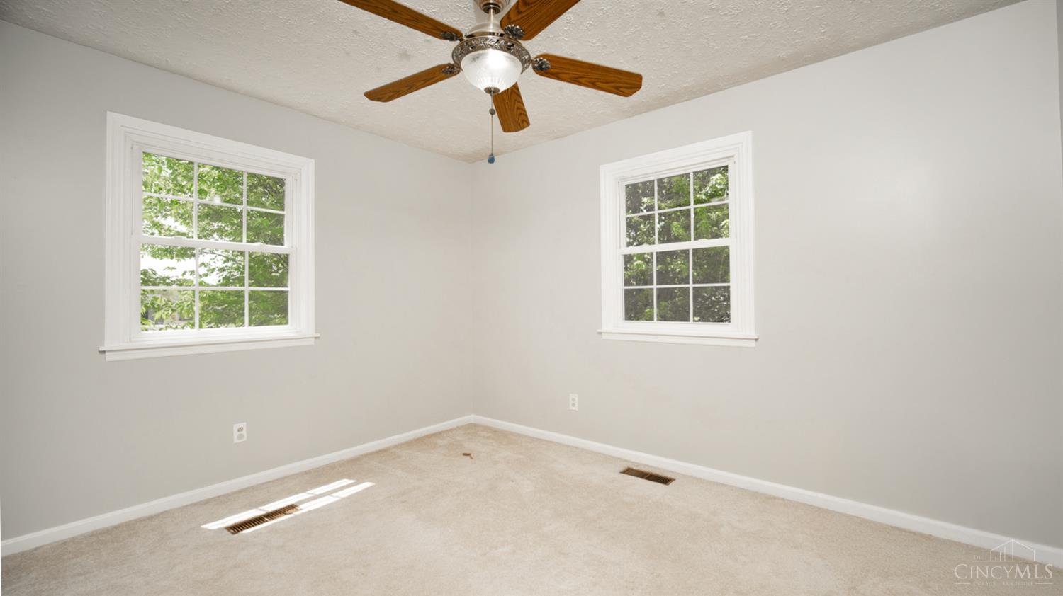 80 Madonna Drive Property Photo 27