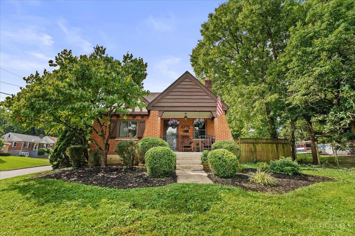 6775 Salem Road Property Photo 1