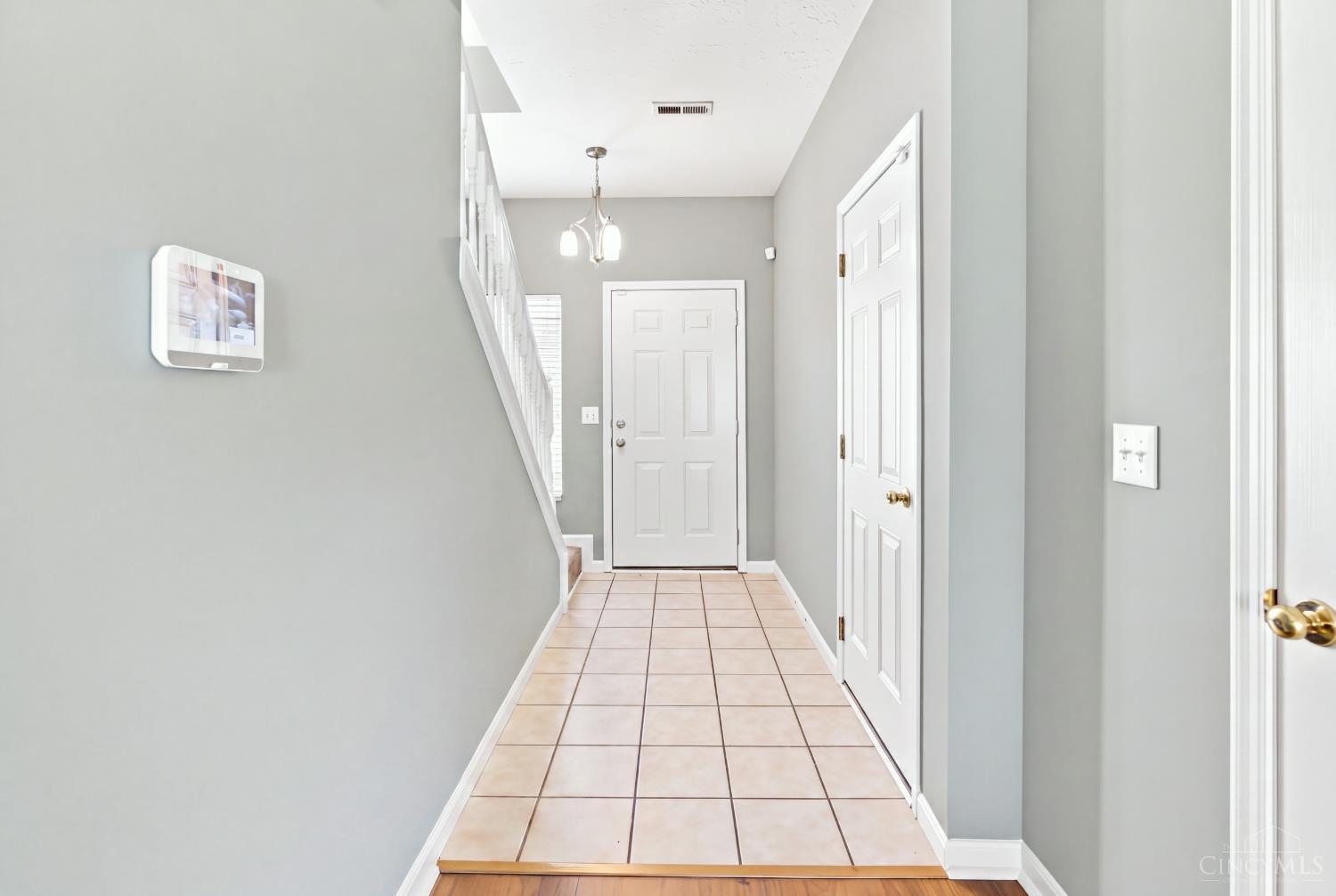 2442 Elderberry Court Property Photo 3