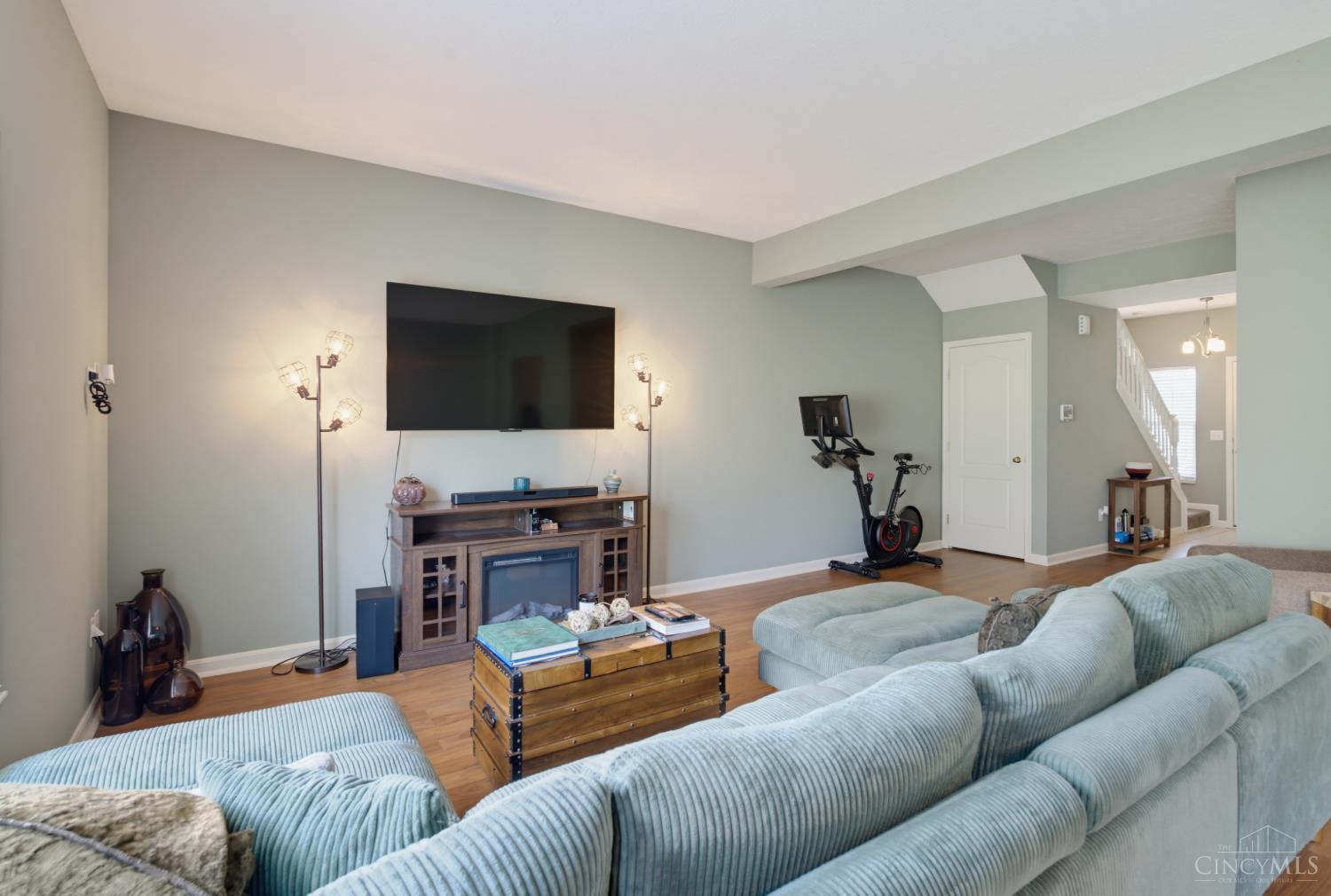 2442 Elderberry Court Property Photo 6