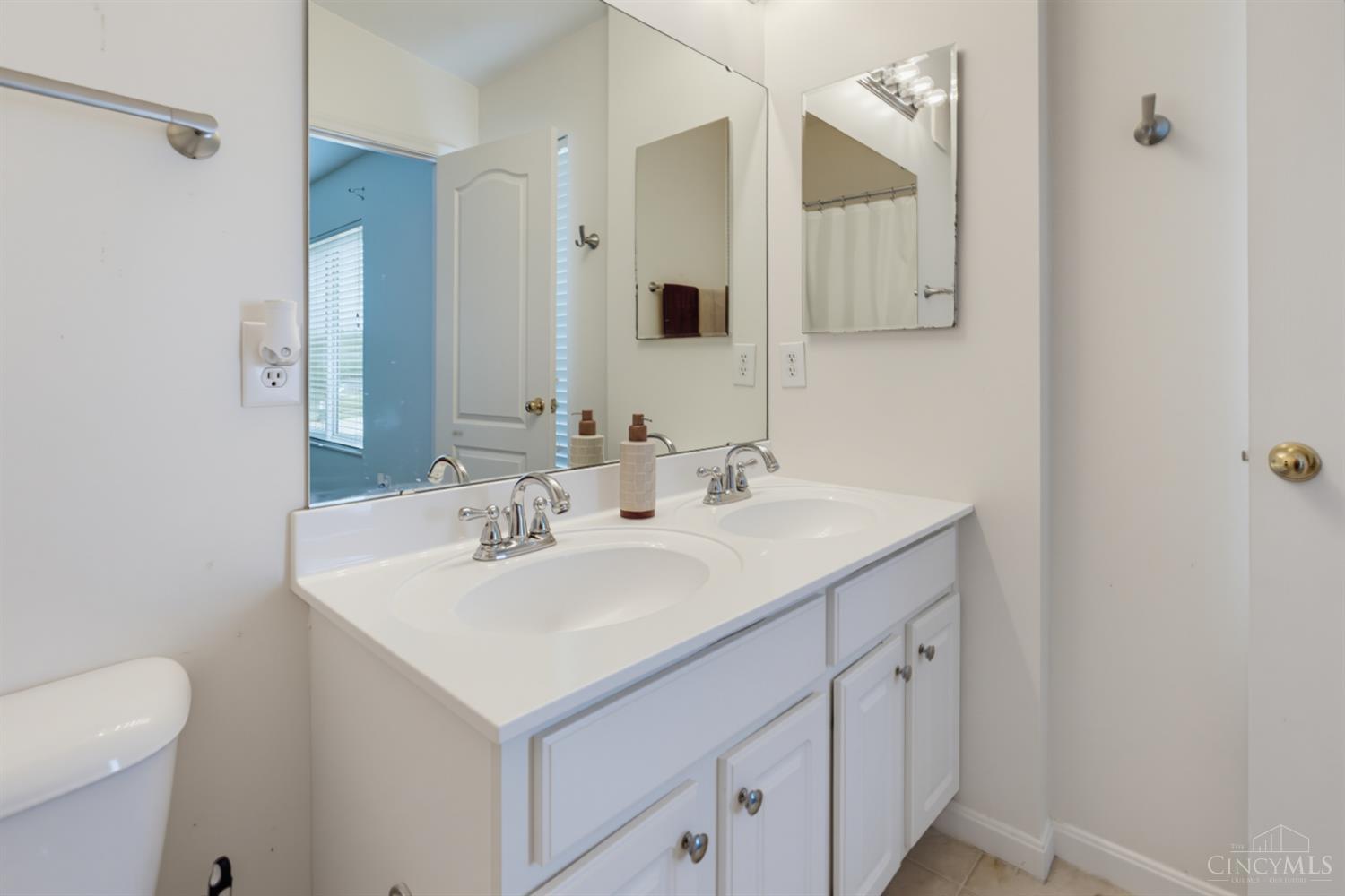 2442 Elderberry Court Property Photo 17