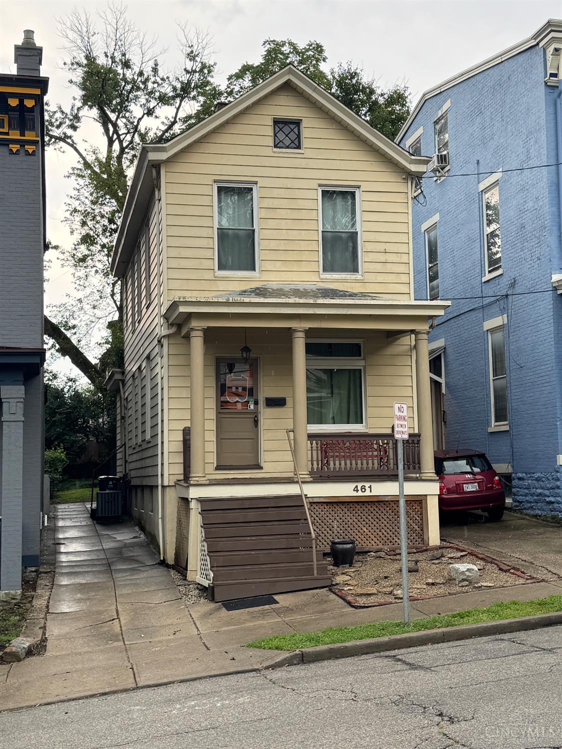 461 Warner Street Property Photo 1
