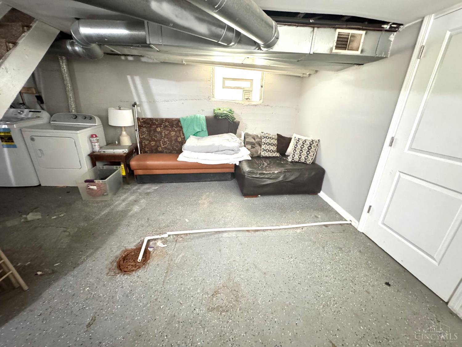 461 Warner Street Property Photo 25