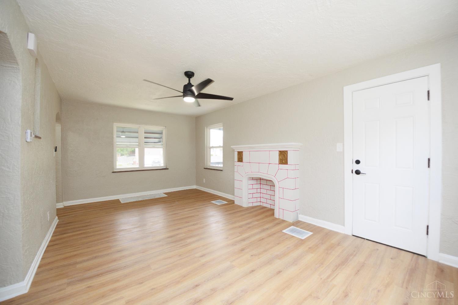 3952 Race Road Property Photo 4