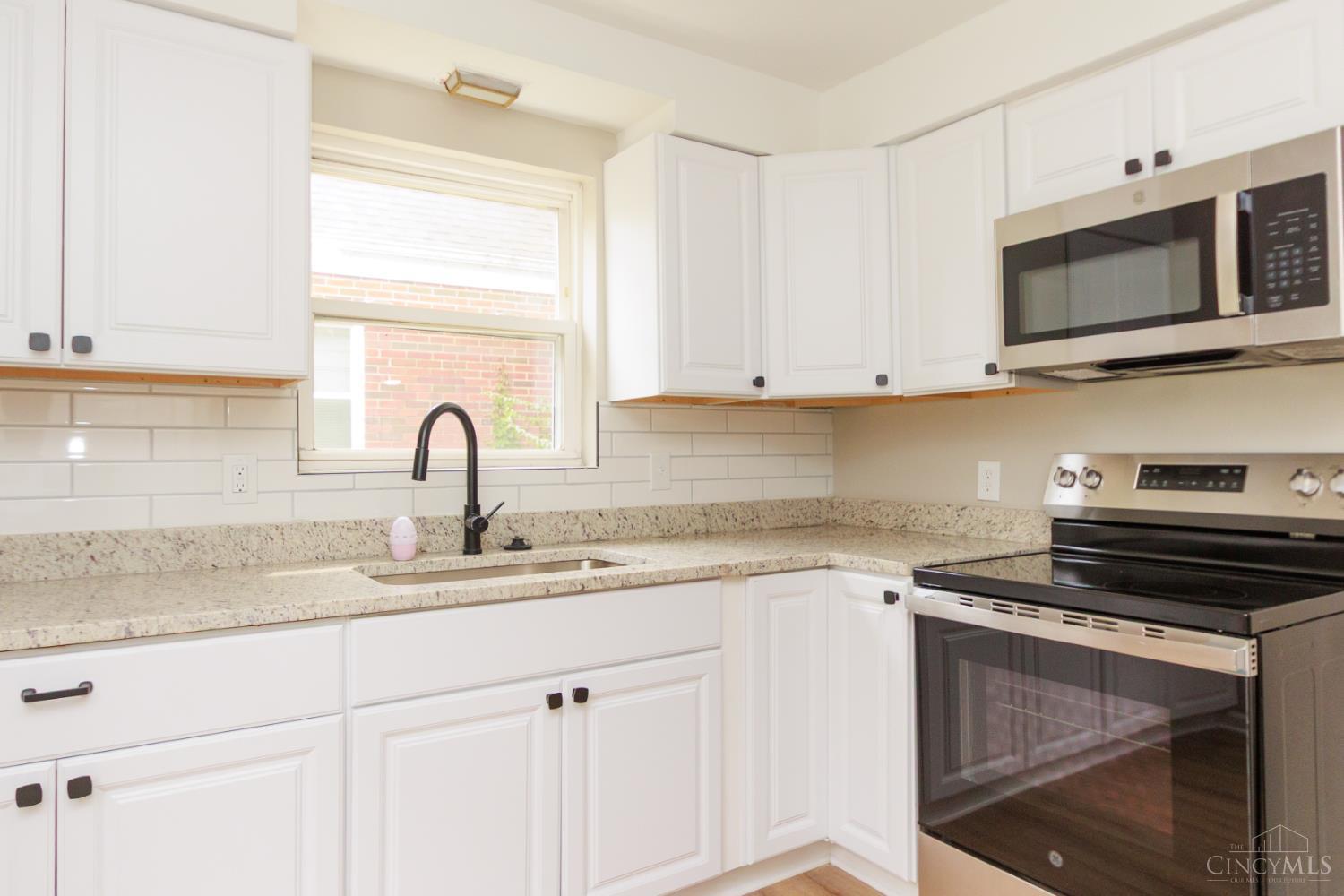 3952 Race Road Property Photo 8