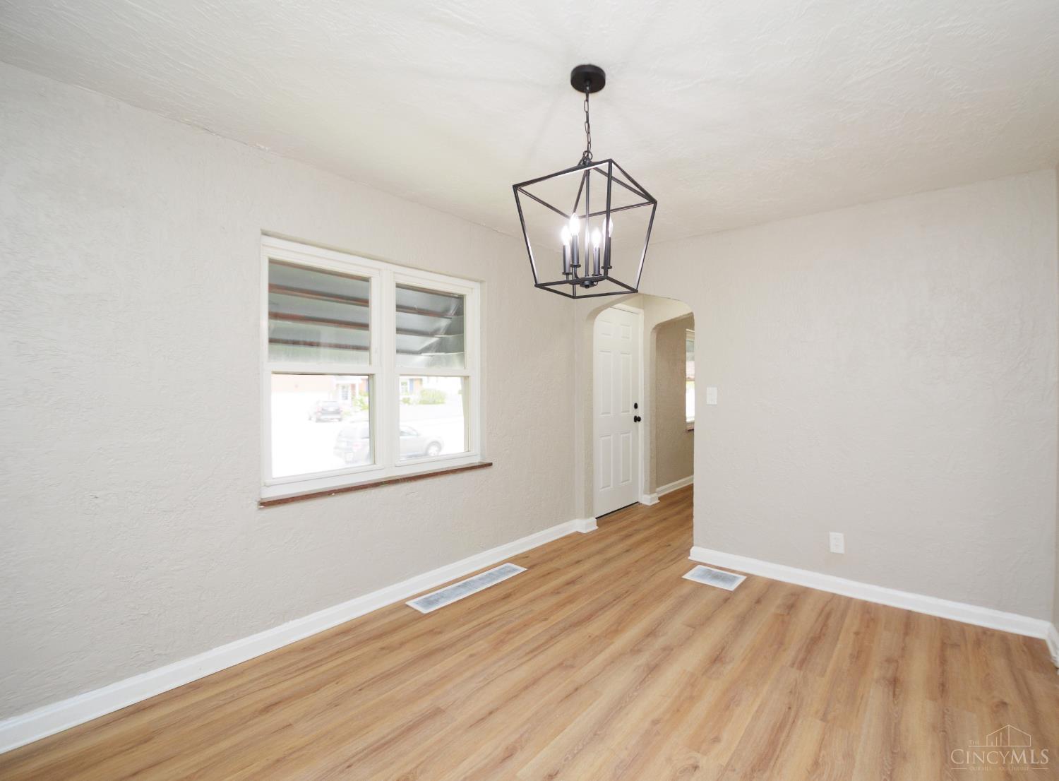 3952 Race Road Property Photo 13