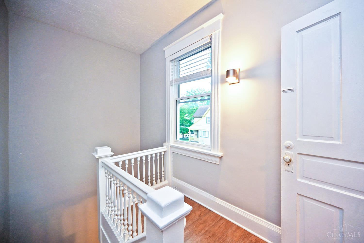 2709 Griffiths Avenue Property Photo 6