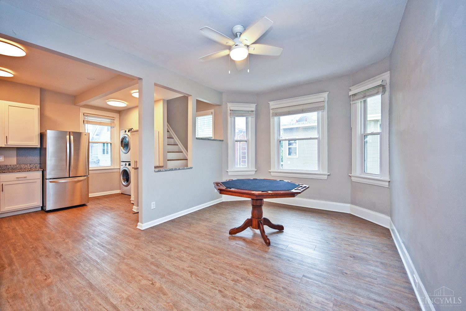 2709 Griffiths Avenue Property Photo 12
