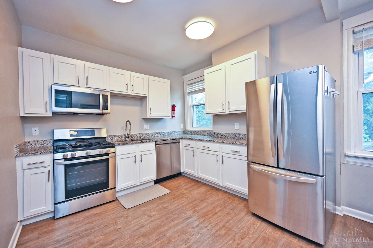 2709 Griffiths Avenue Property Photo 16