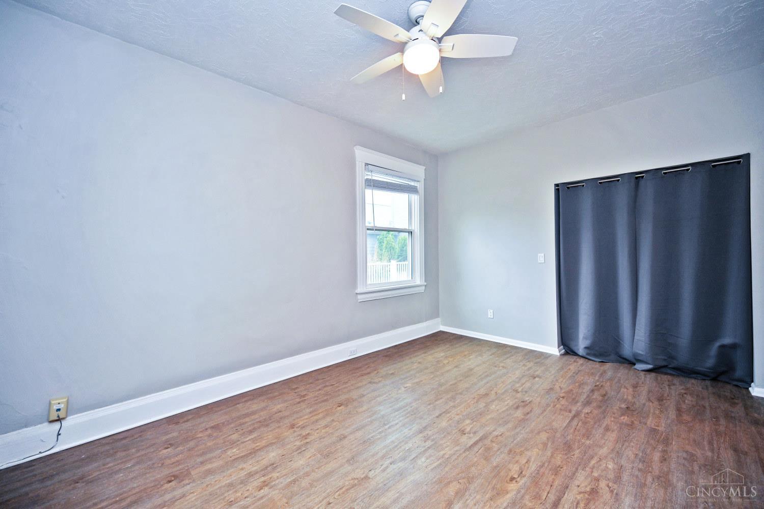 2709 Griffiths Avenue Property Photo 24