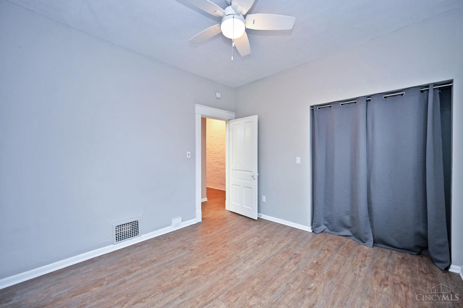 2709 Griffiths Avenue Property Photo 29