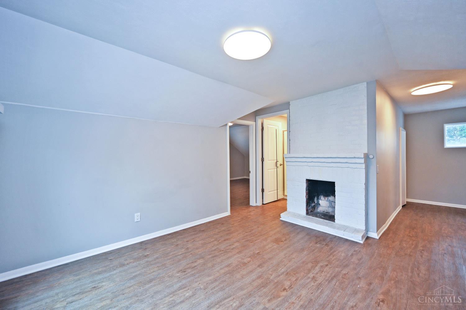 2709 Griffiths Avenue Property Photo 31