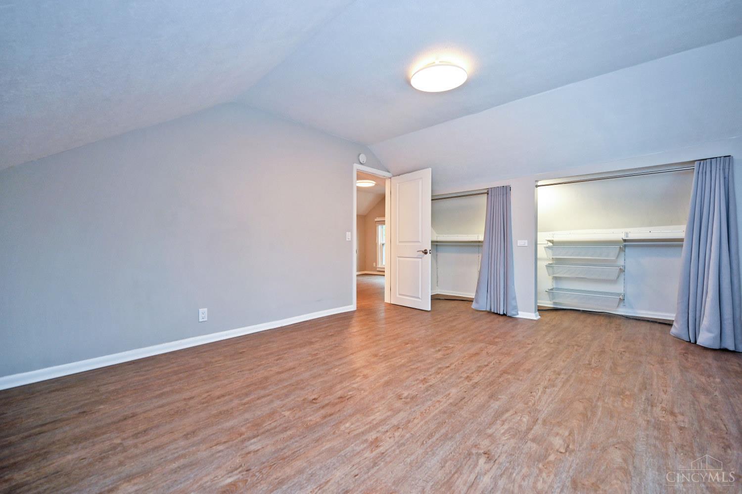 2709 Griffiths Avenue Property Photo 36