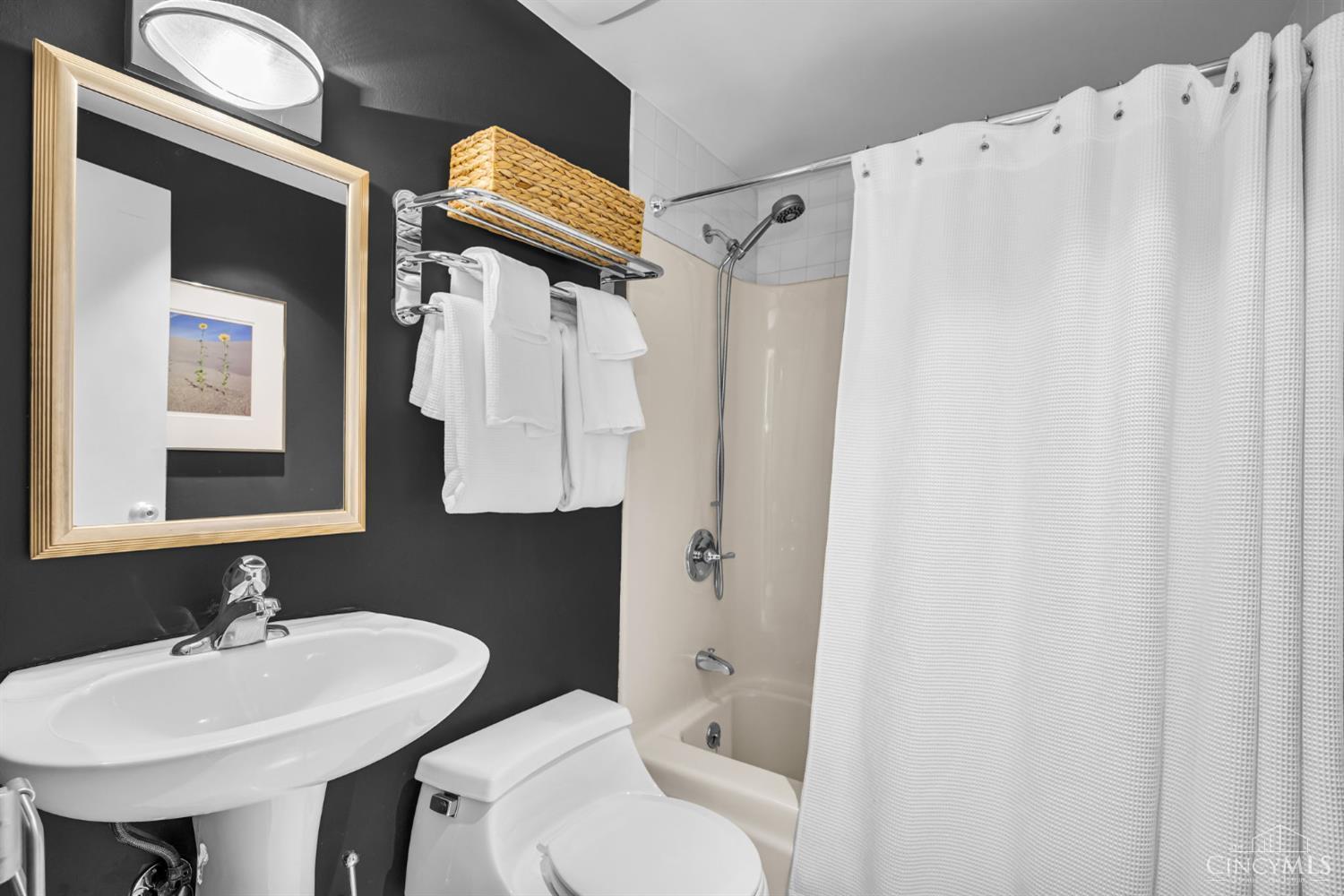 1126 Fuller Street Property Photo 22