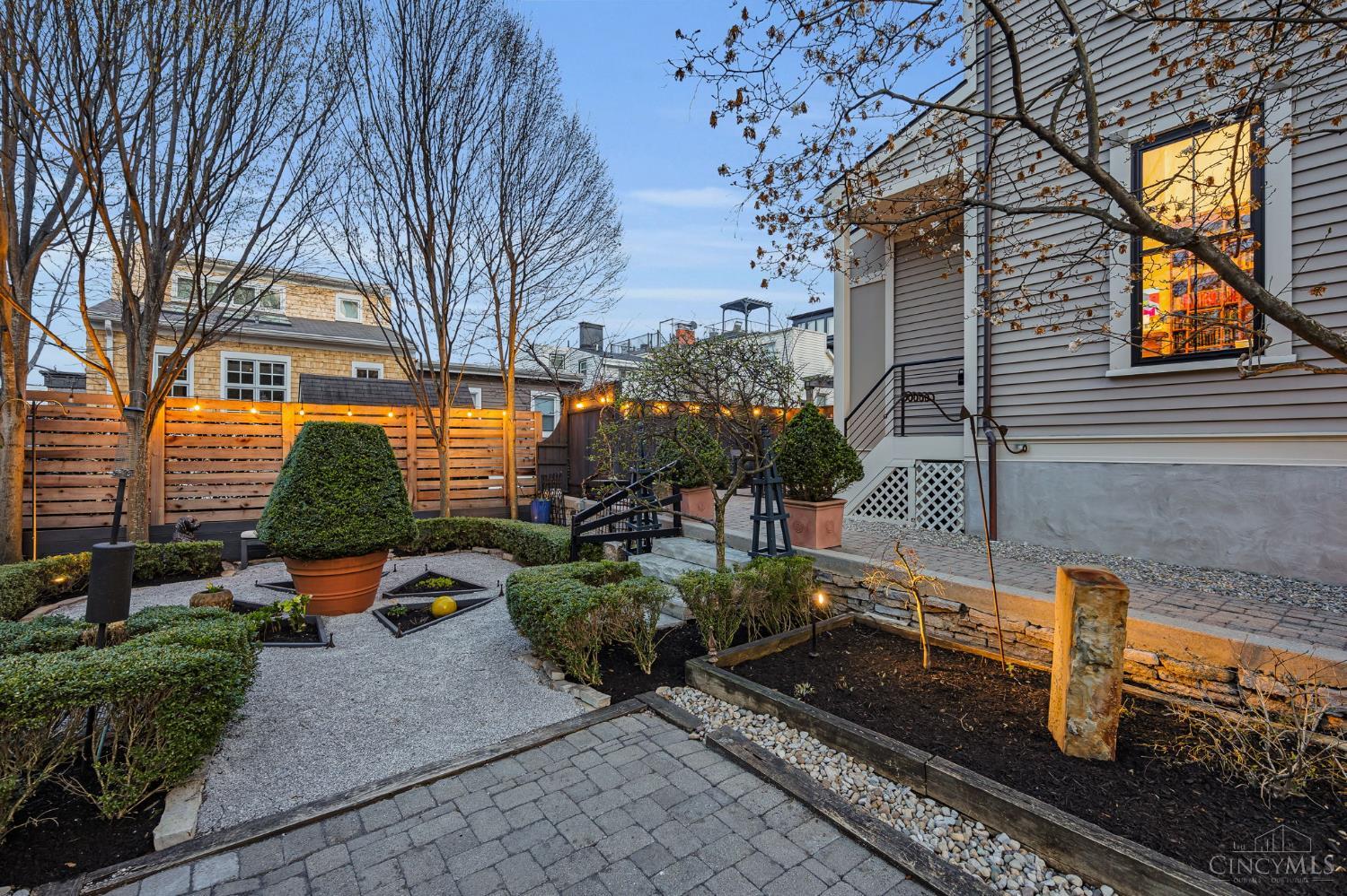 1126 Fuller Street Property Photo 47