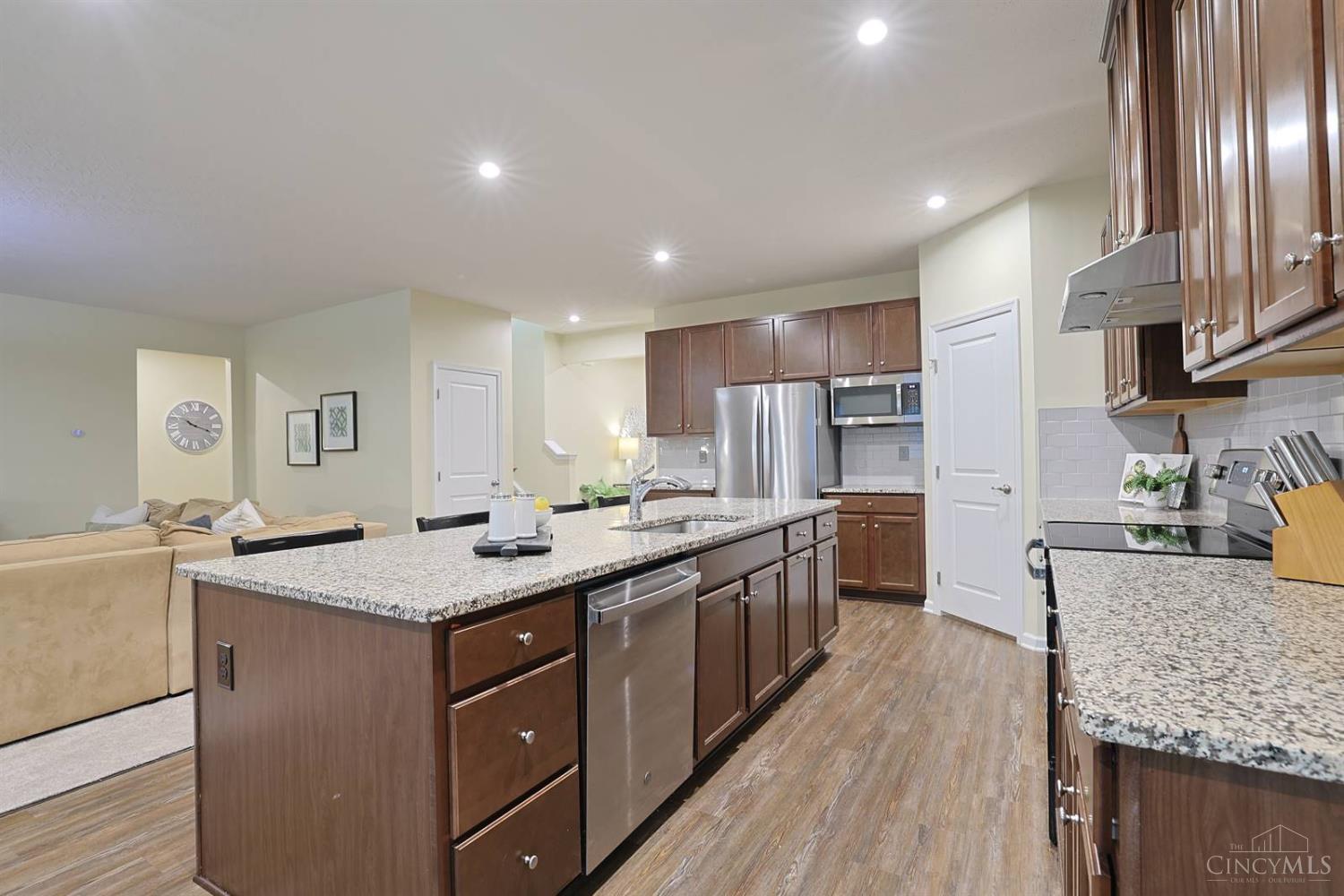 2801 Aristides Court Property Photo 14