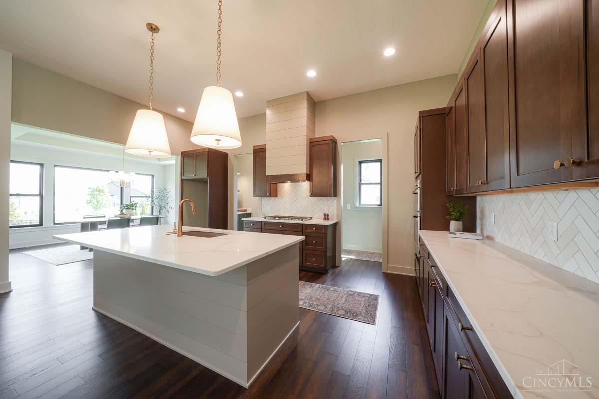 1232 Normandy Rue Property Photo 9