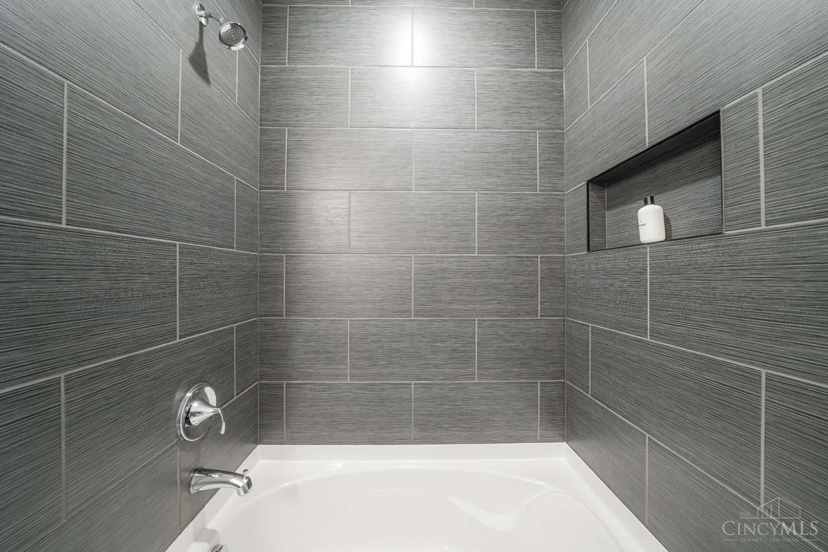 1232 Normandy Rue Property Photo 33