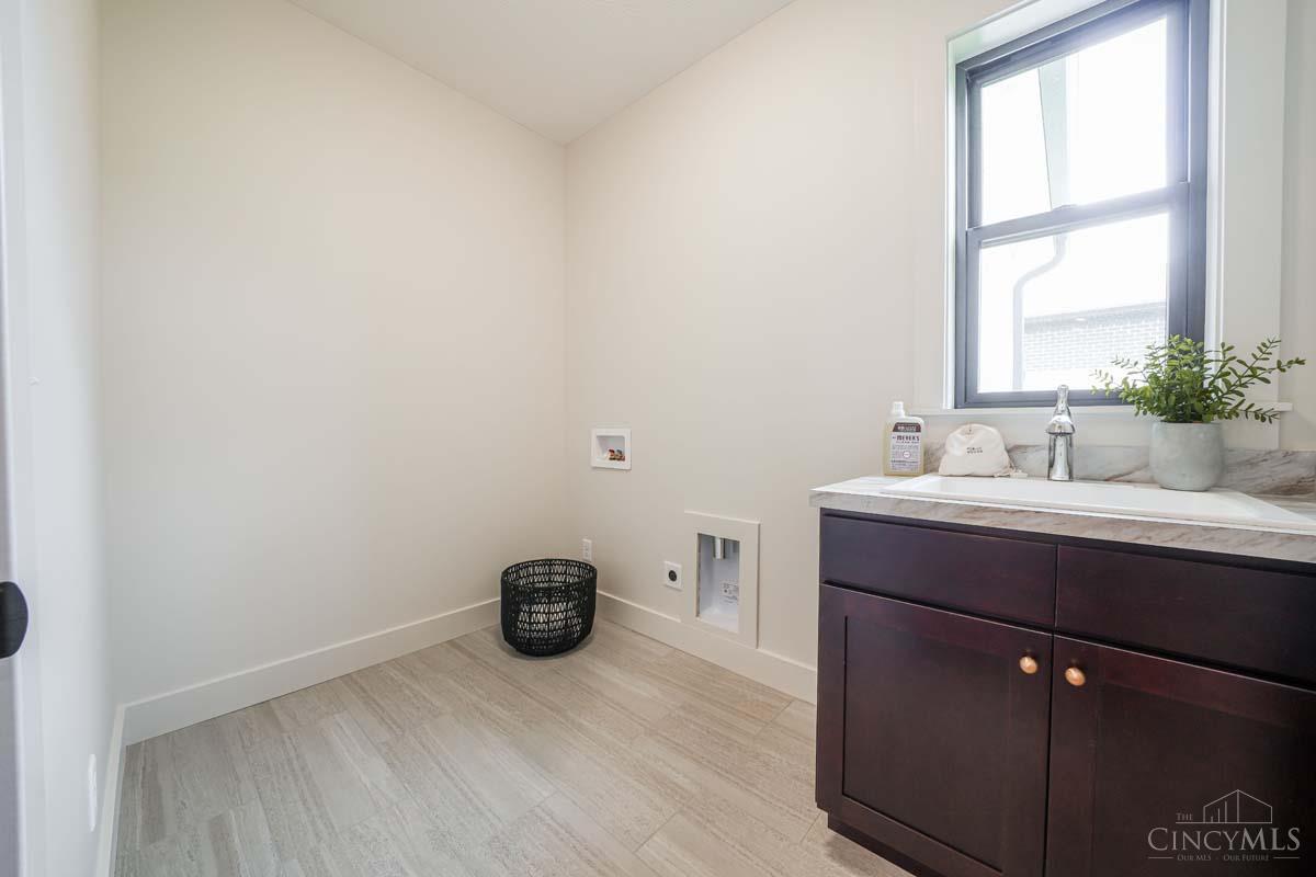 1232 Normandy Rue Property Photo 36