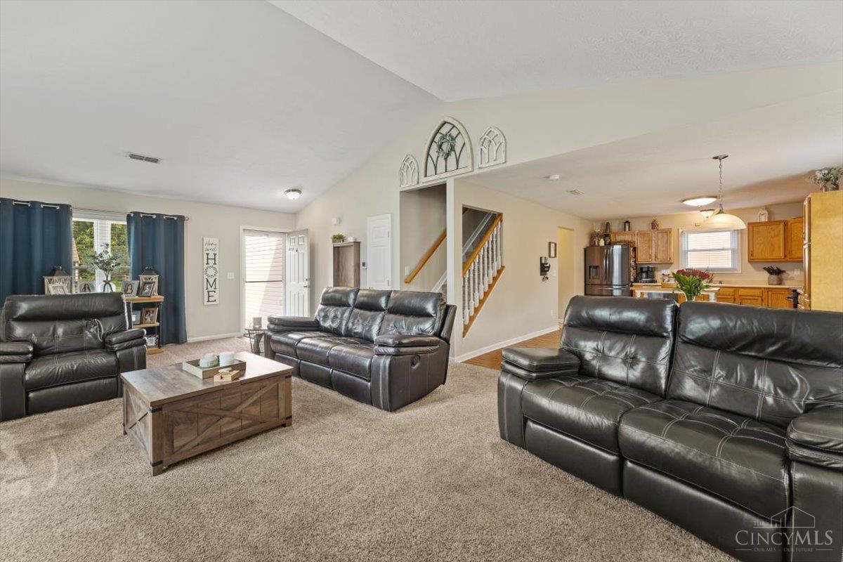2045 Sunset View Lane Property Photo 5
