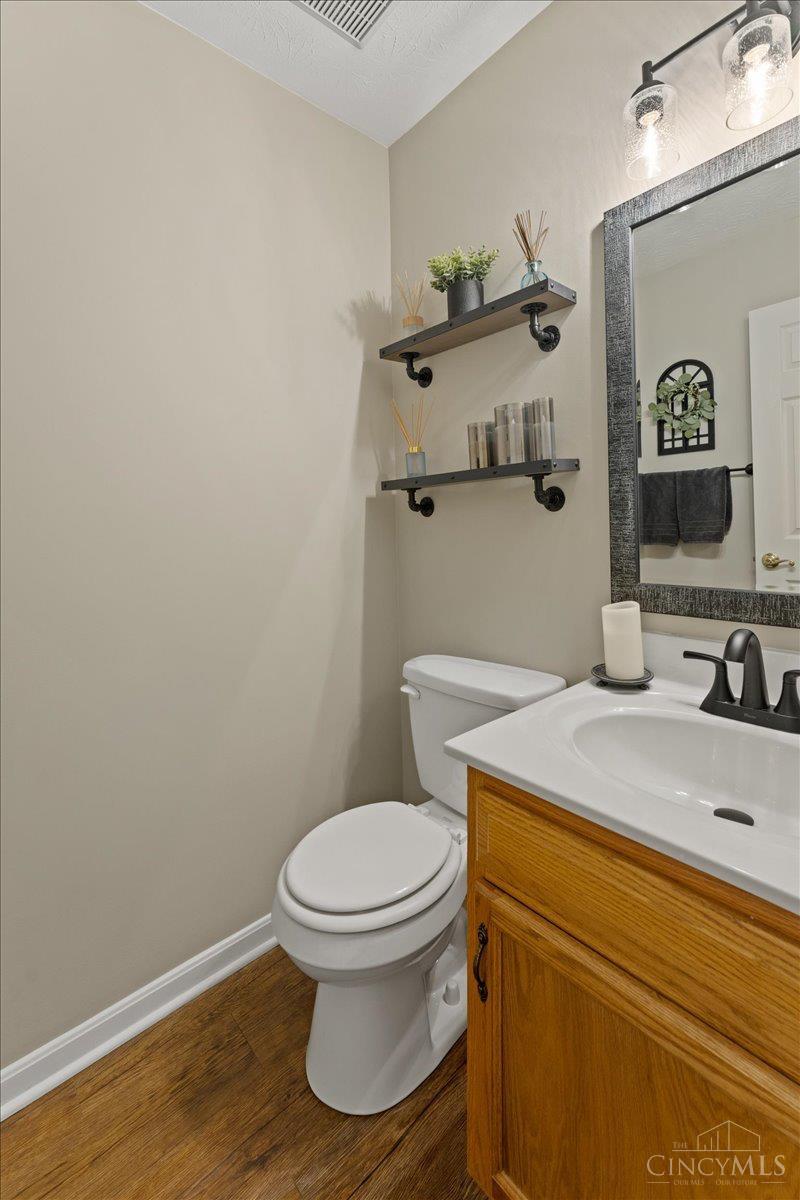 2045 Sunset View Lane Property Photo 7