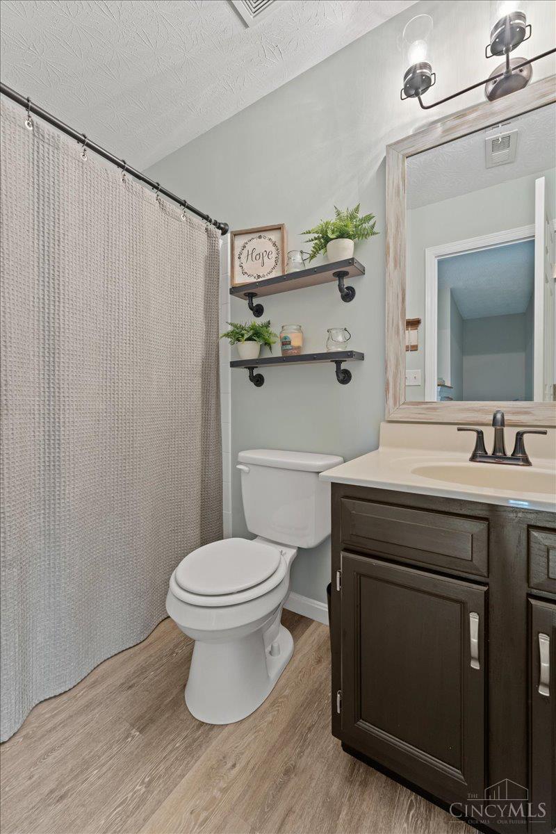 2045 Sunset View Lane Property Photo 8