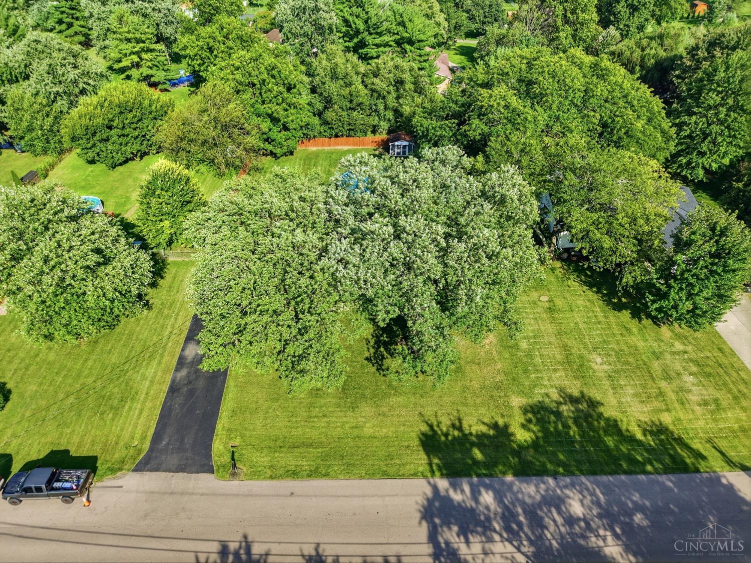 8762 Monticello Dr Property Photo 3