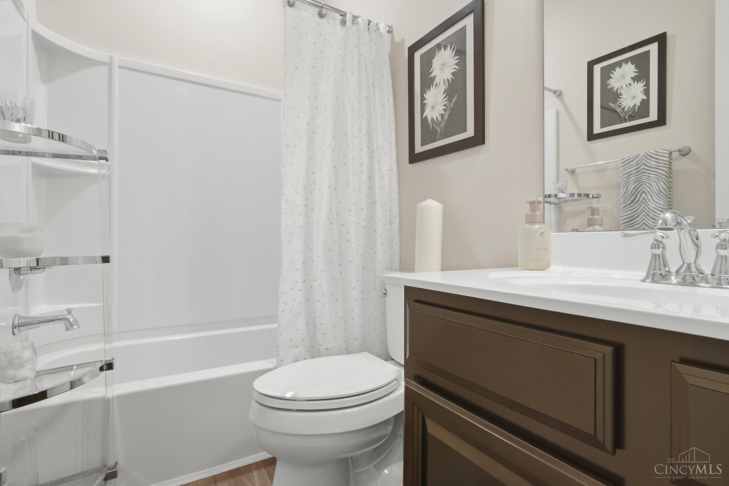 6478 Holly Lane Property Photo 6