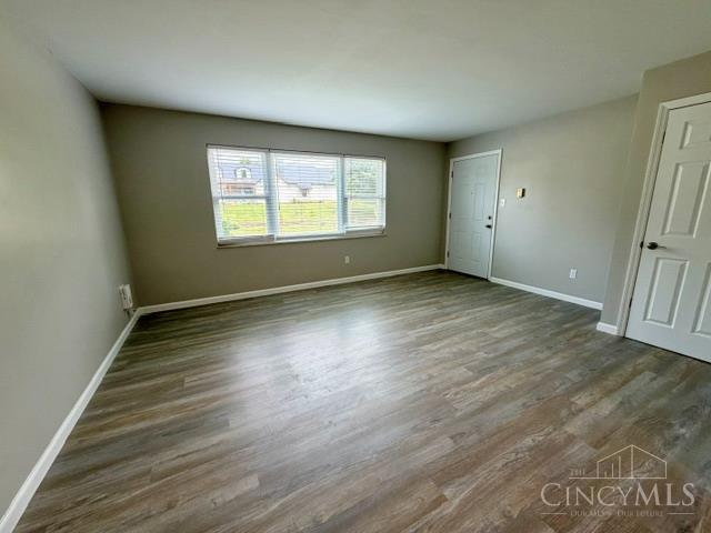E 201 Main Street Property Photo 3