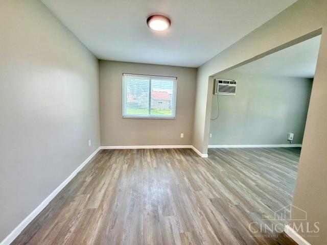E 201 Main Street Property Photo 5