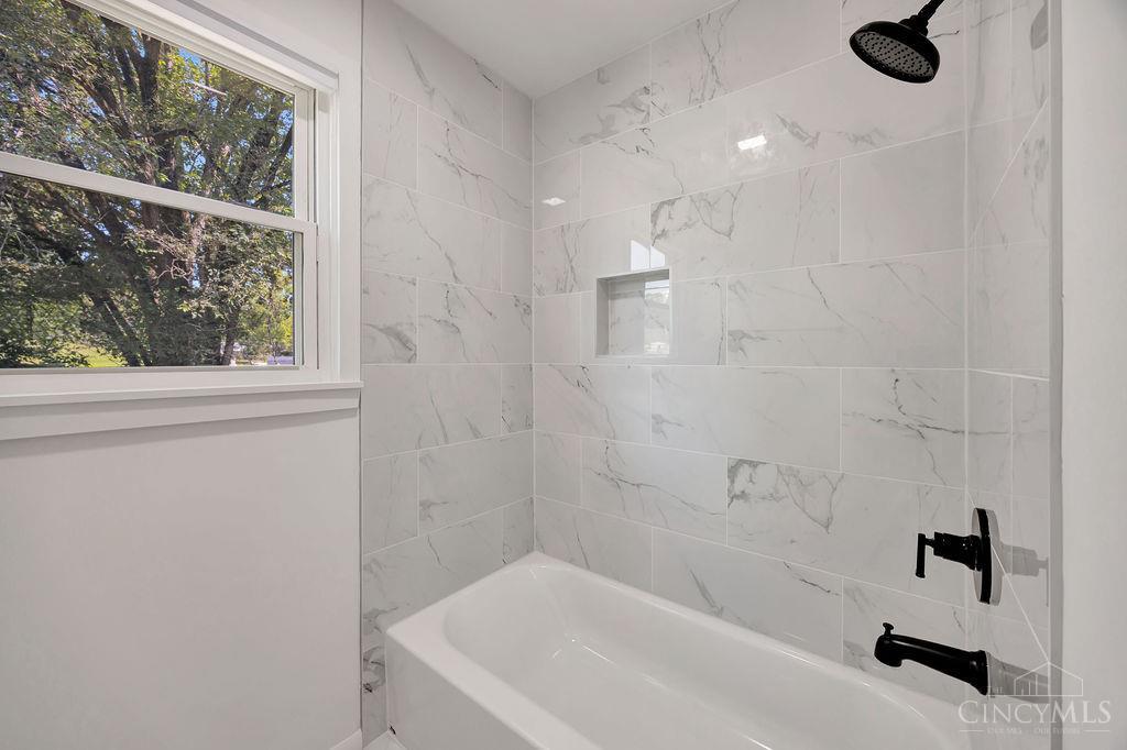 212 Vista Drive Property Photo 14