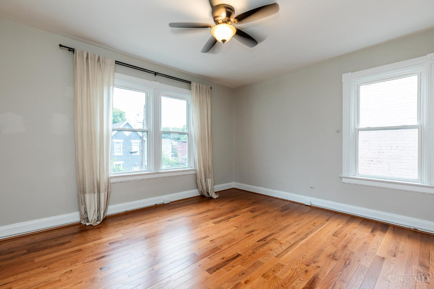 4313 Beech Hill Avenue Property Photo 25