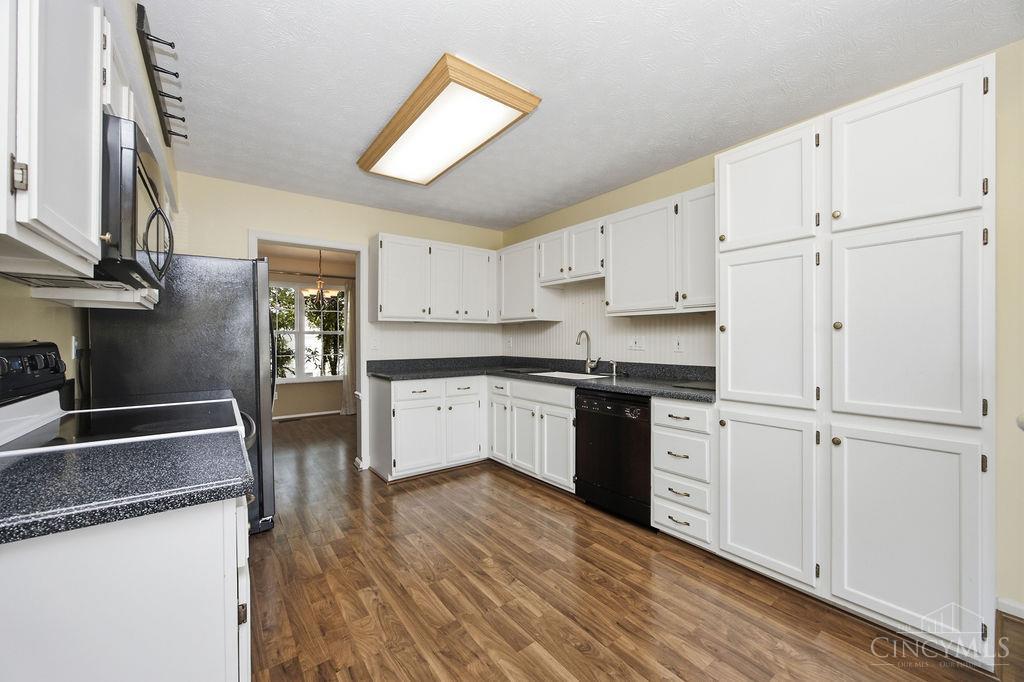 62 Applewood Drive Property Photo 6