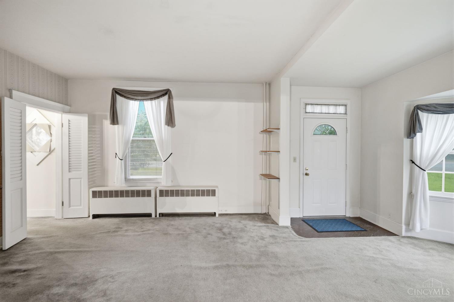 5805 Miami Road Property Photo 7