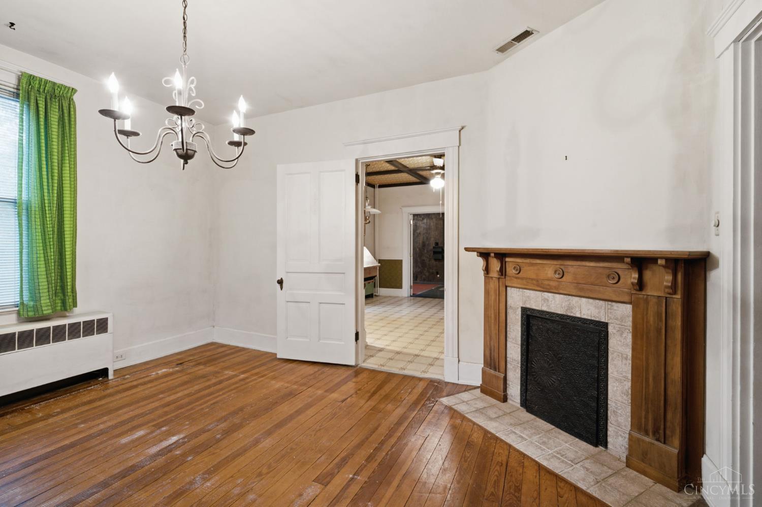 5805 Miami Road Property Photo 10