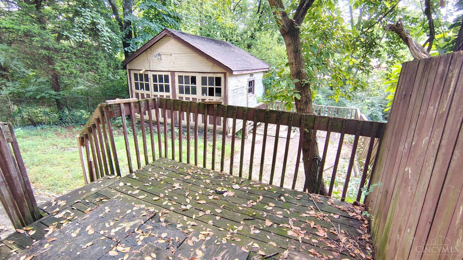 1851 Denham Street Property Photo 15