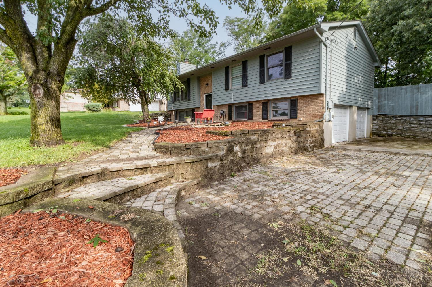 2196 Resor Road Property Photo 4