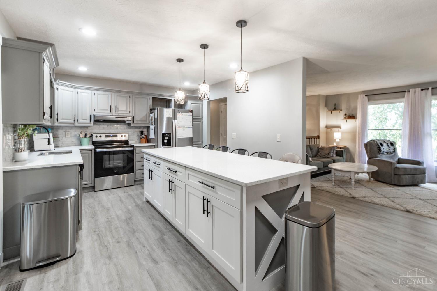 2196 Resor Road Property Photo 12