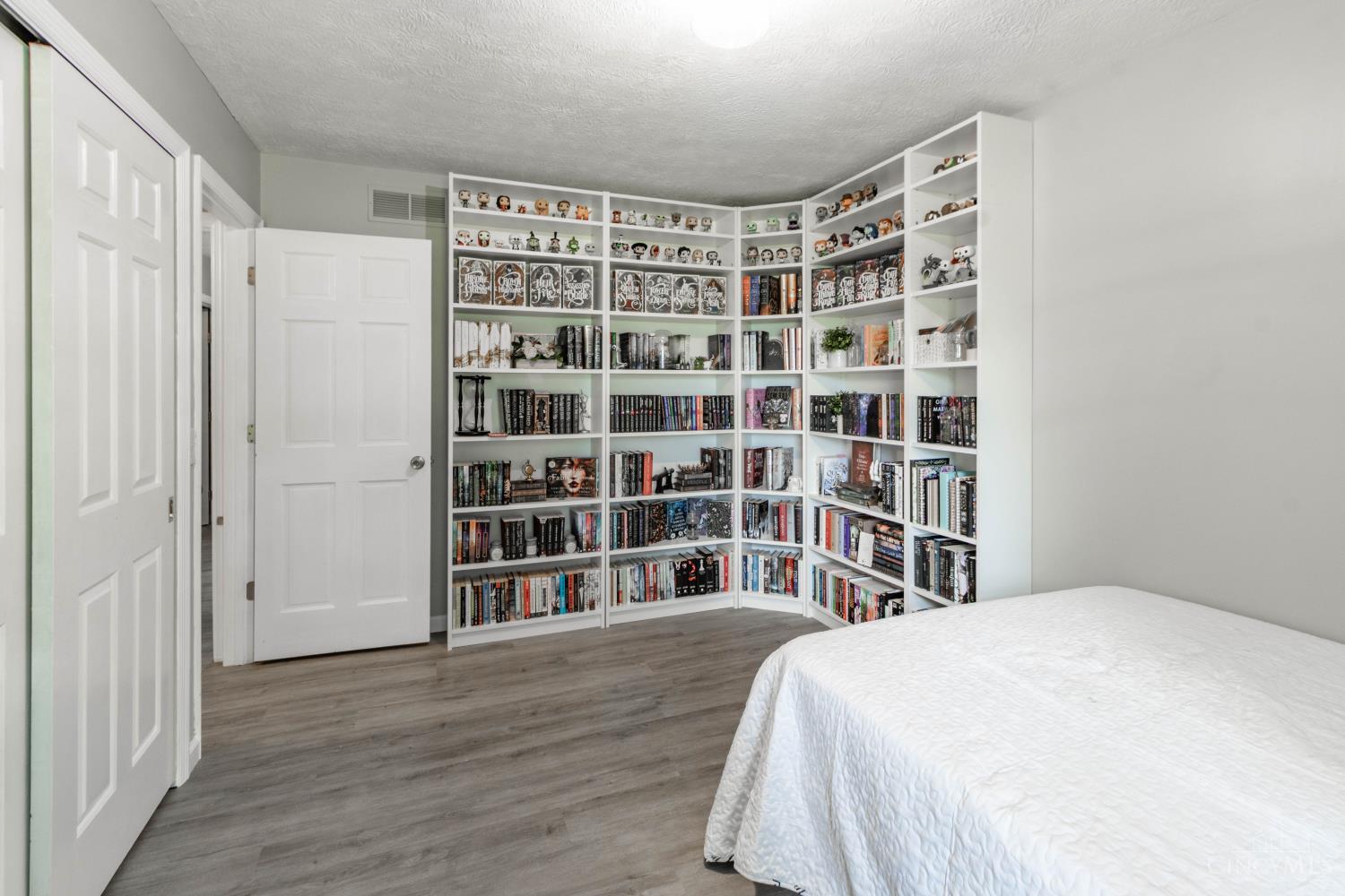 2196 Resor Road Property Photo 17