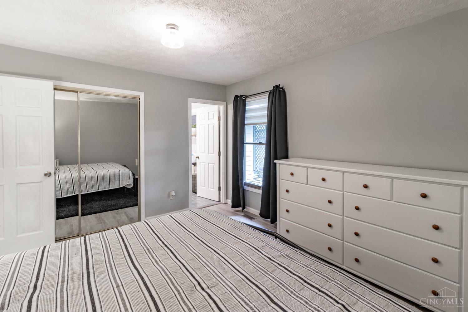 2196 Resor Road Property Photo 19